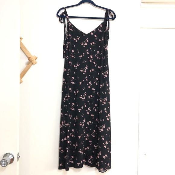 Reformation Jade Floral Open Back Dress - Picture 4 of 8